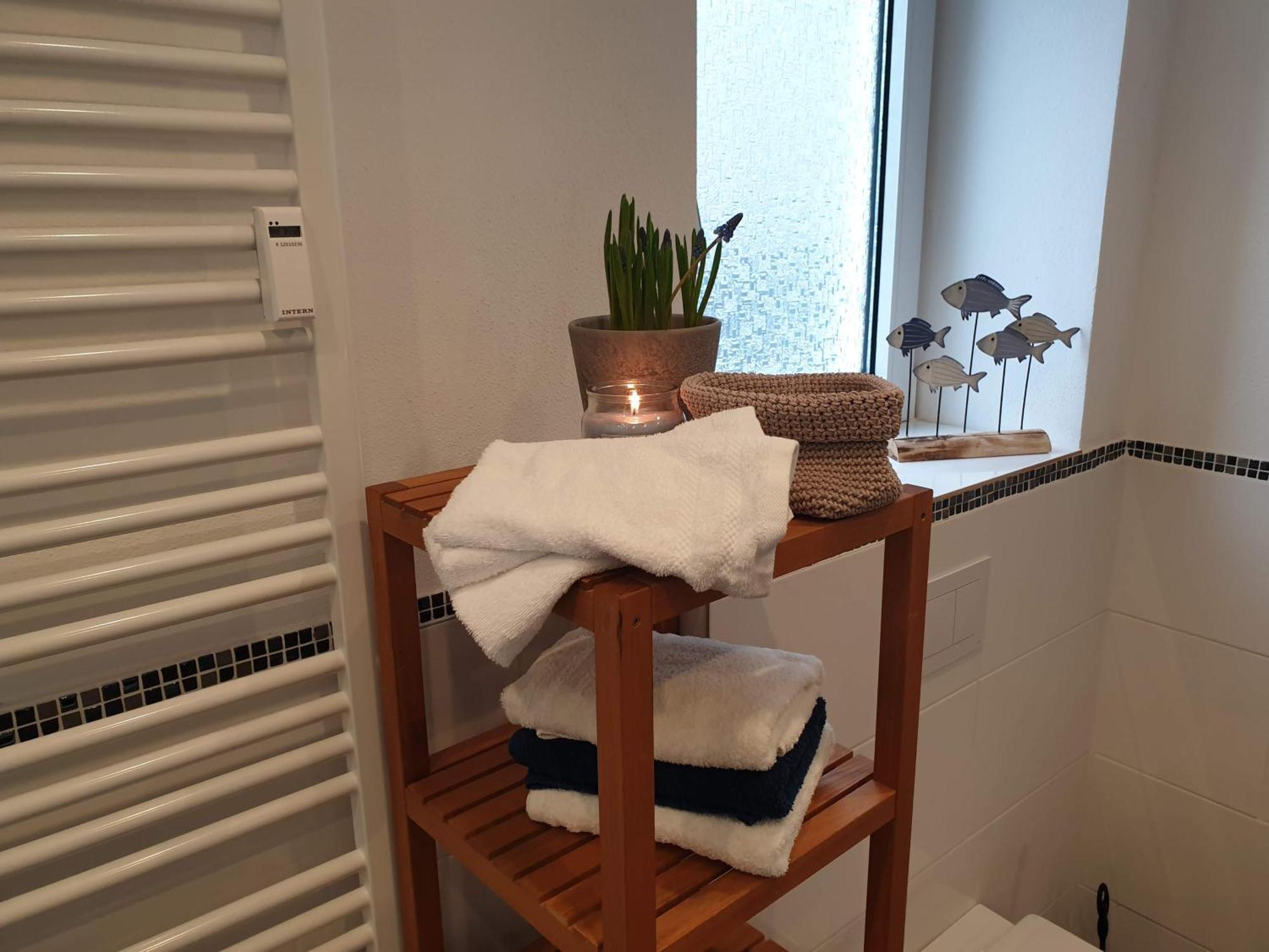 Fewo Winter In Der Villa Waldrand Mit Zwei Balkonen Bad Wünnenberg Εξωτερικό φωτογραφία
