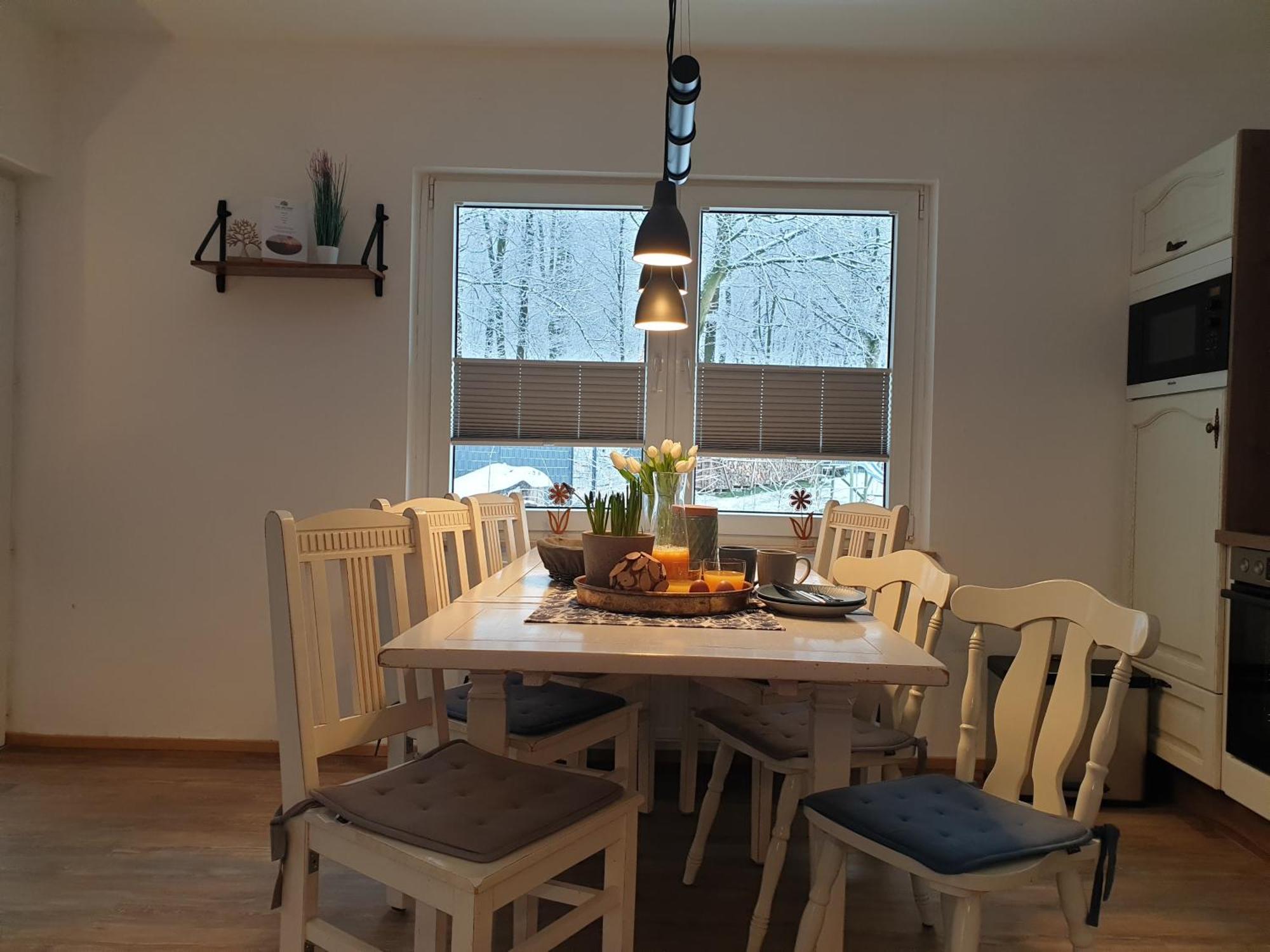 Fewo Winter In Der Villa Waldrand Mit Zwei Balkonen Bad Wünnenberg Εξωτερικό φωτογραφία